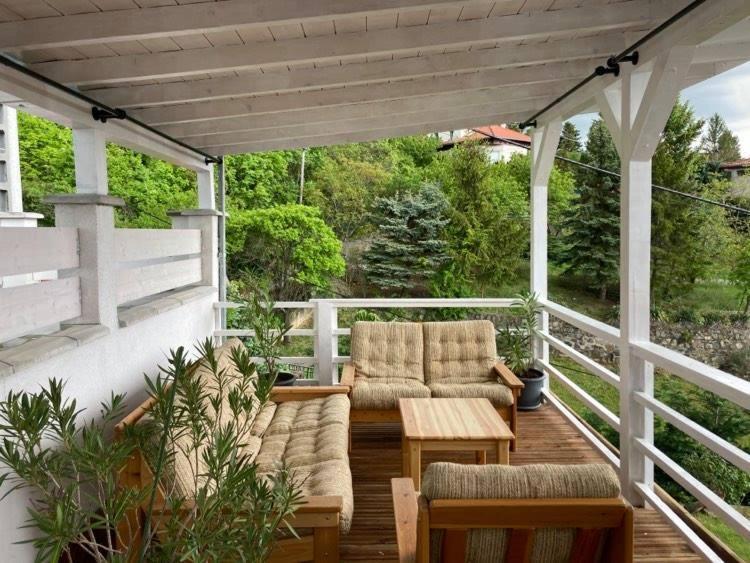 Welcome Vendeghaz Hotel Pecs Exterior photo